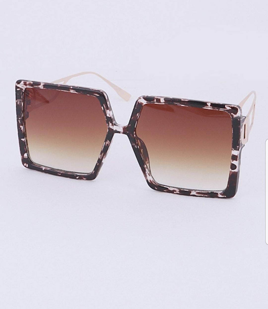 Oversize Square Sunglasses - Simply Divine by Nicole